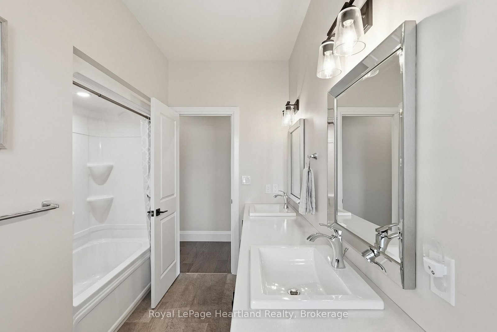 129 Sharron Court • Mapleton, ON photo 30