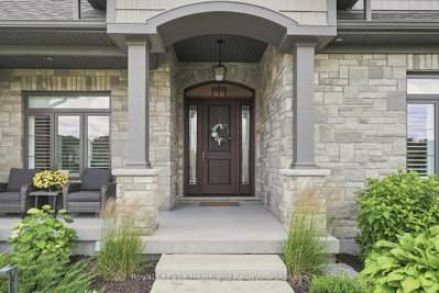 129 Sharron Court • Mapleton, ON photo 4