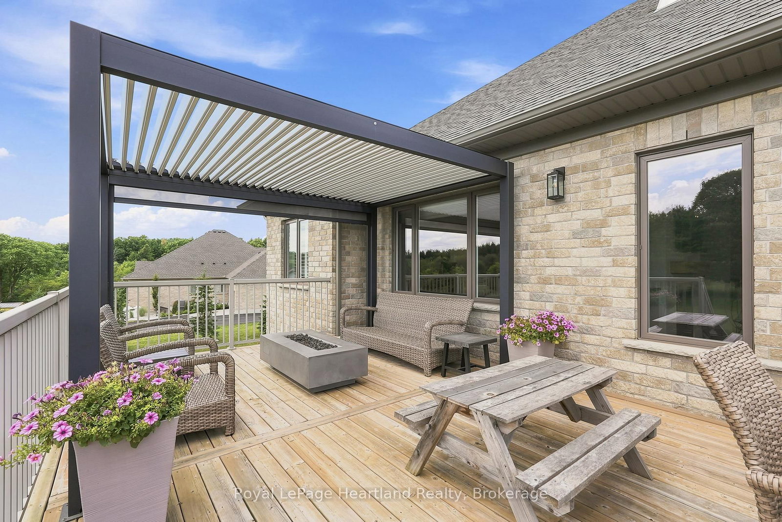 129 Sharron Court • Mapleton, ON photo 43