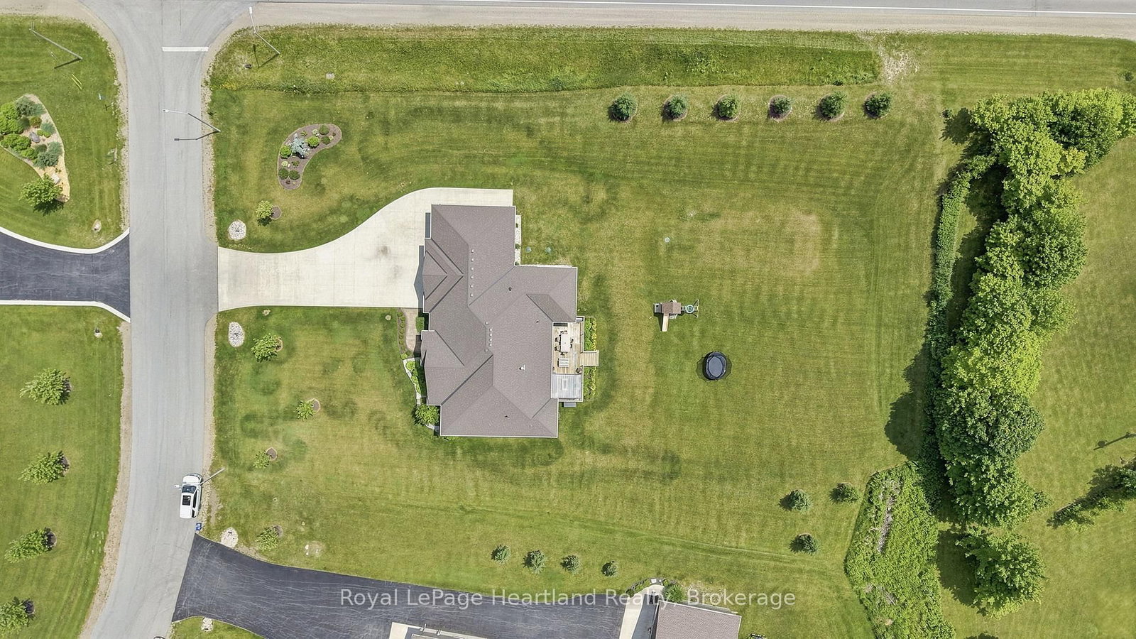 129 Sharron Court • Mapleton, ON photo 46
