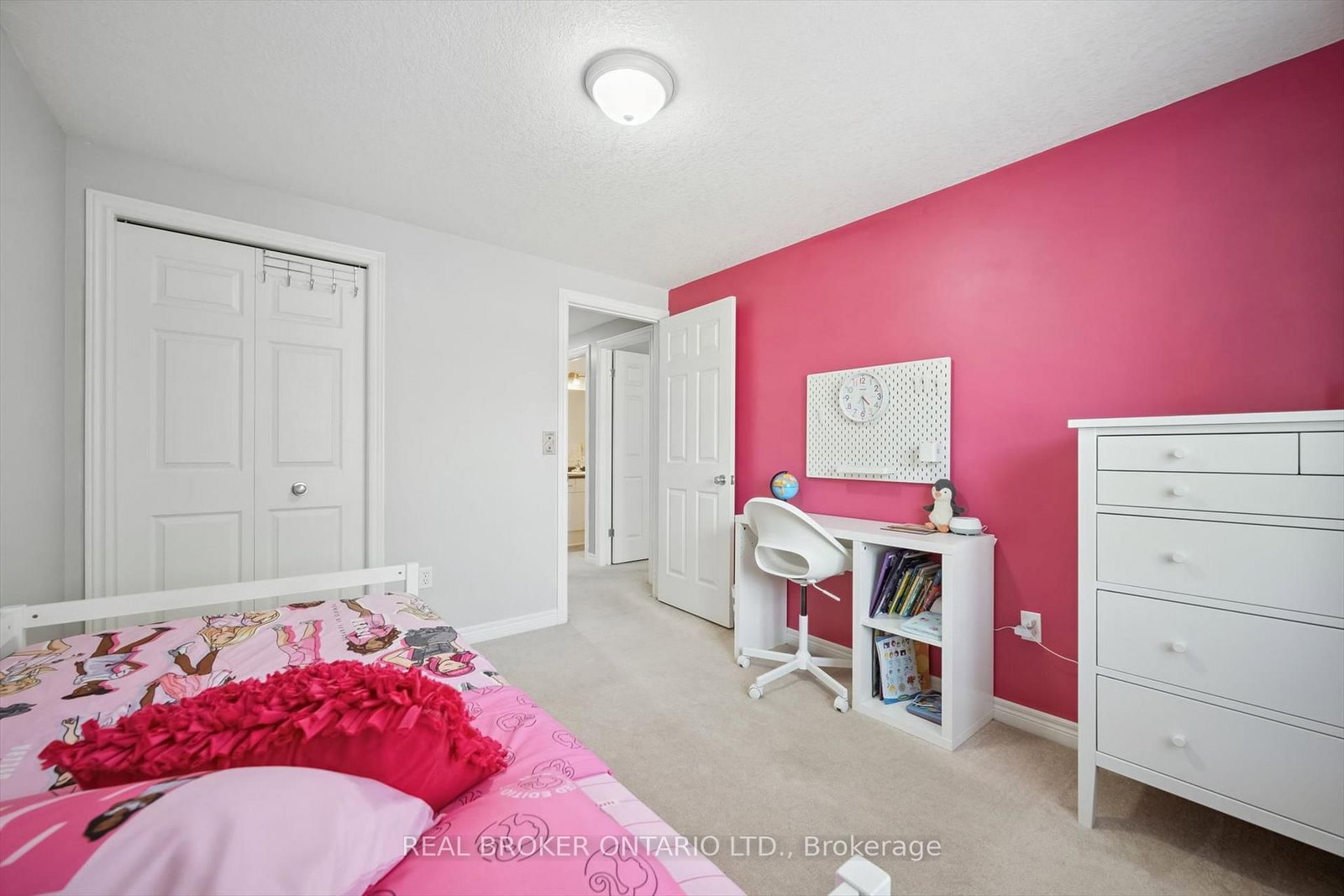 511 Dansbury Drive • Waterloo, ON photo 23