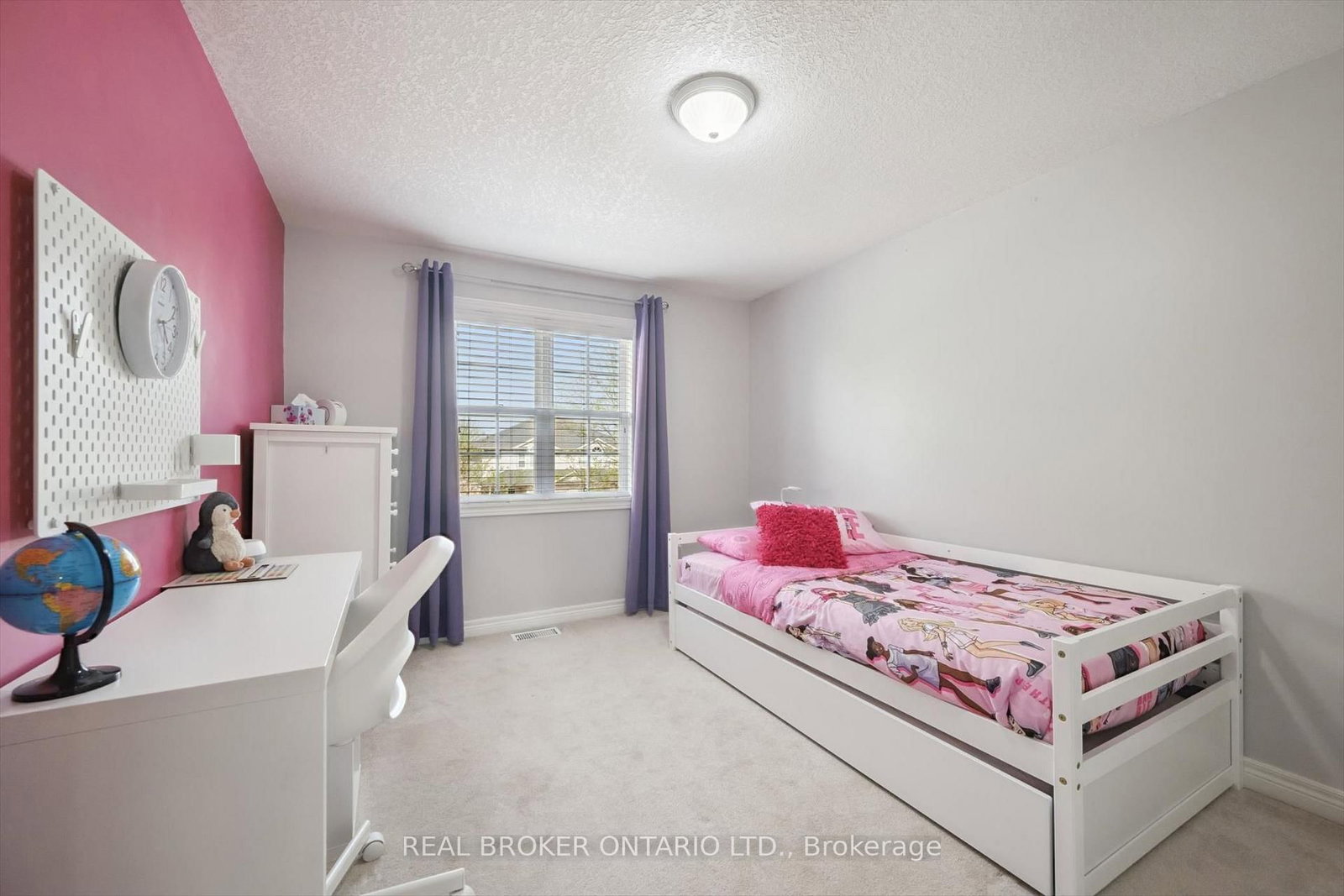 511 Dansbury Drive • Waterloo, ON photo 24