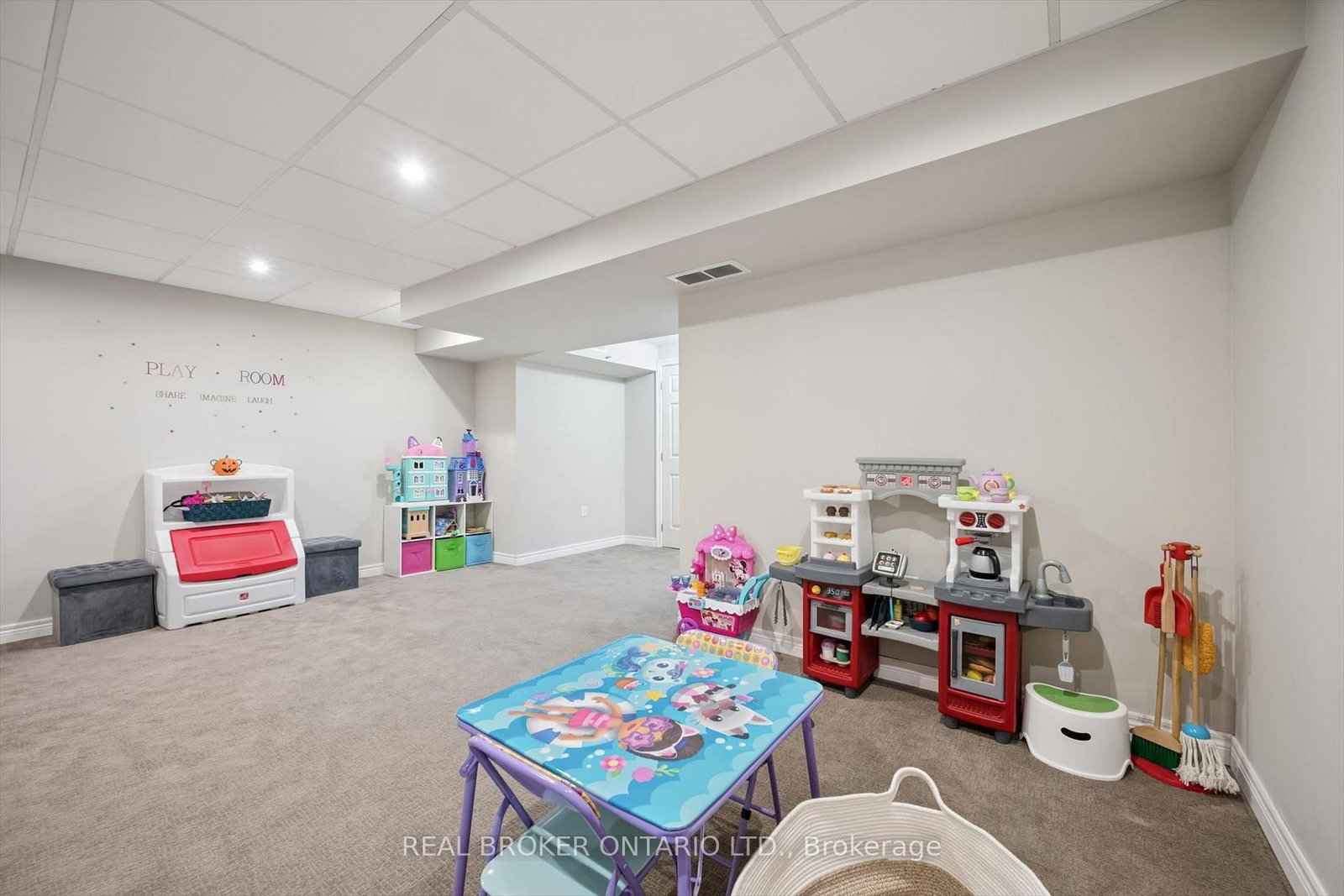 511 Dansbury Drive • Waterloo, ON photo 29