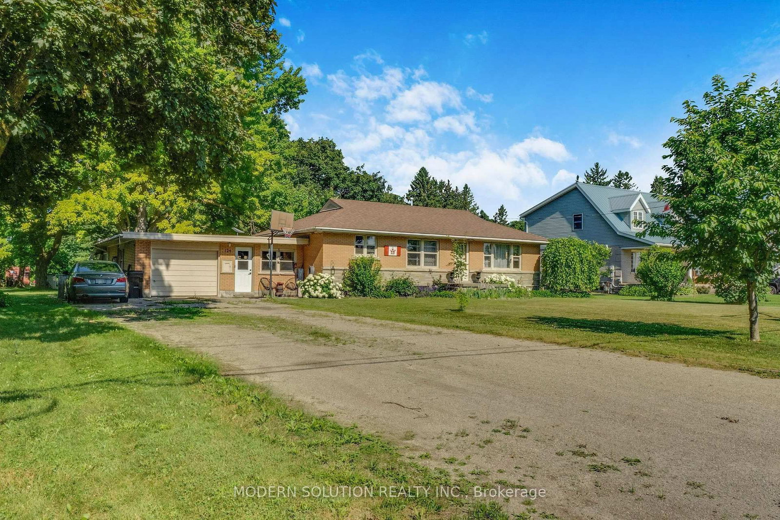 124 Northside Drive • Woolwich, ON photo 4
