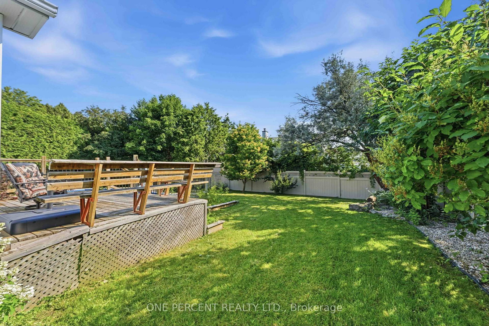 19 Amy Street • Stittsville, ON photo 36