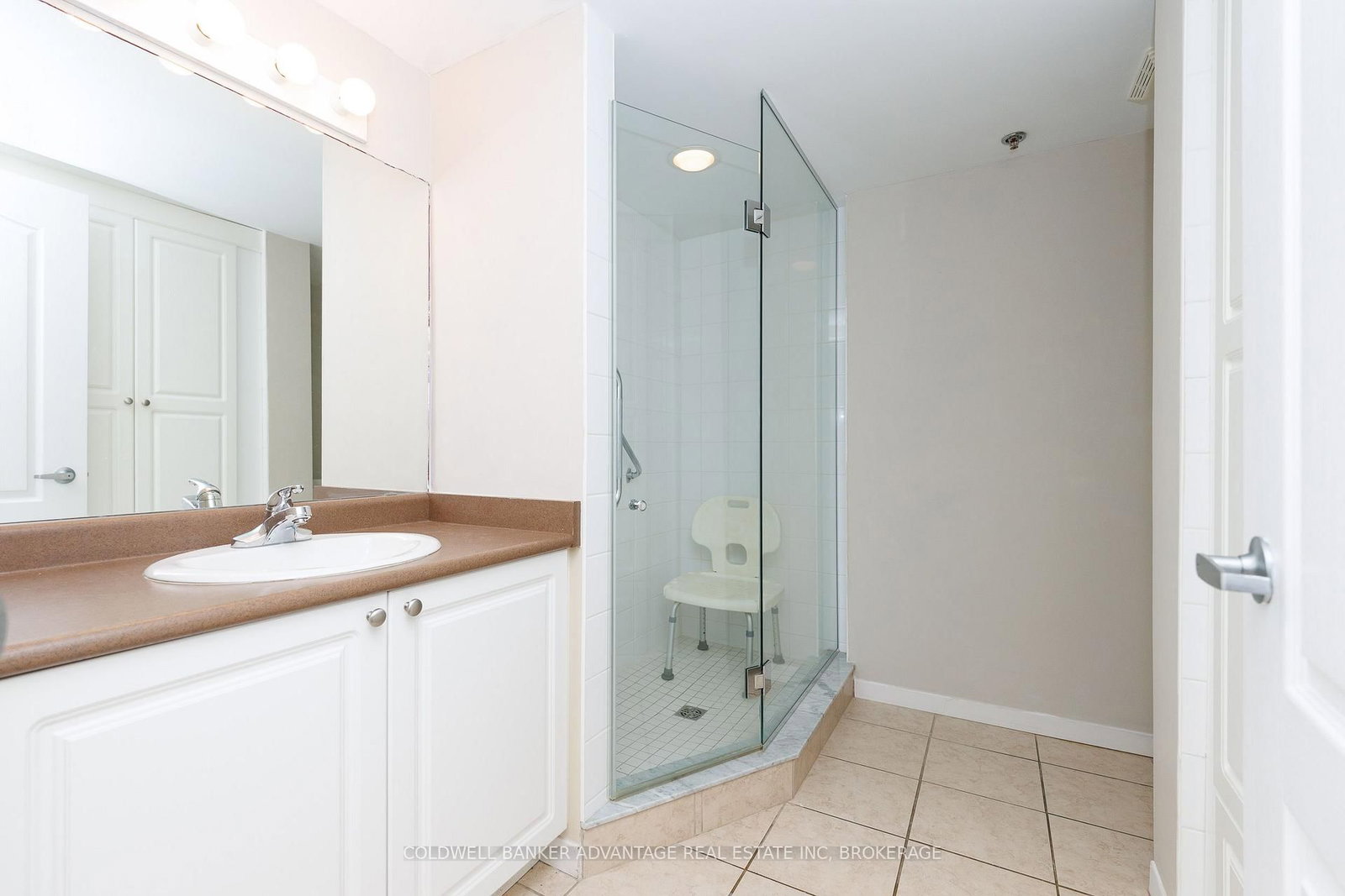 330 Prince Charles Drive S • #1208 • Welland, ON photo 12