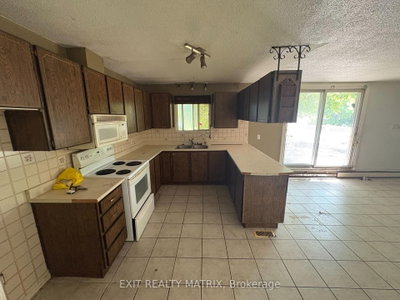 152 Herbert Street — photo 4