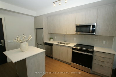 55 Duke Street W • #1006 • Kitchener, ON photo 8