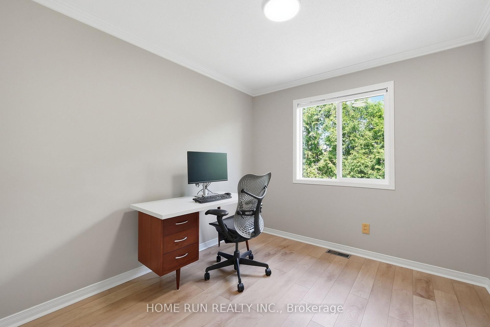 1169 Clyde Avenue • Ottawa, ON photo 35