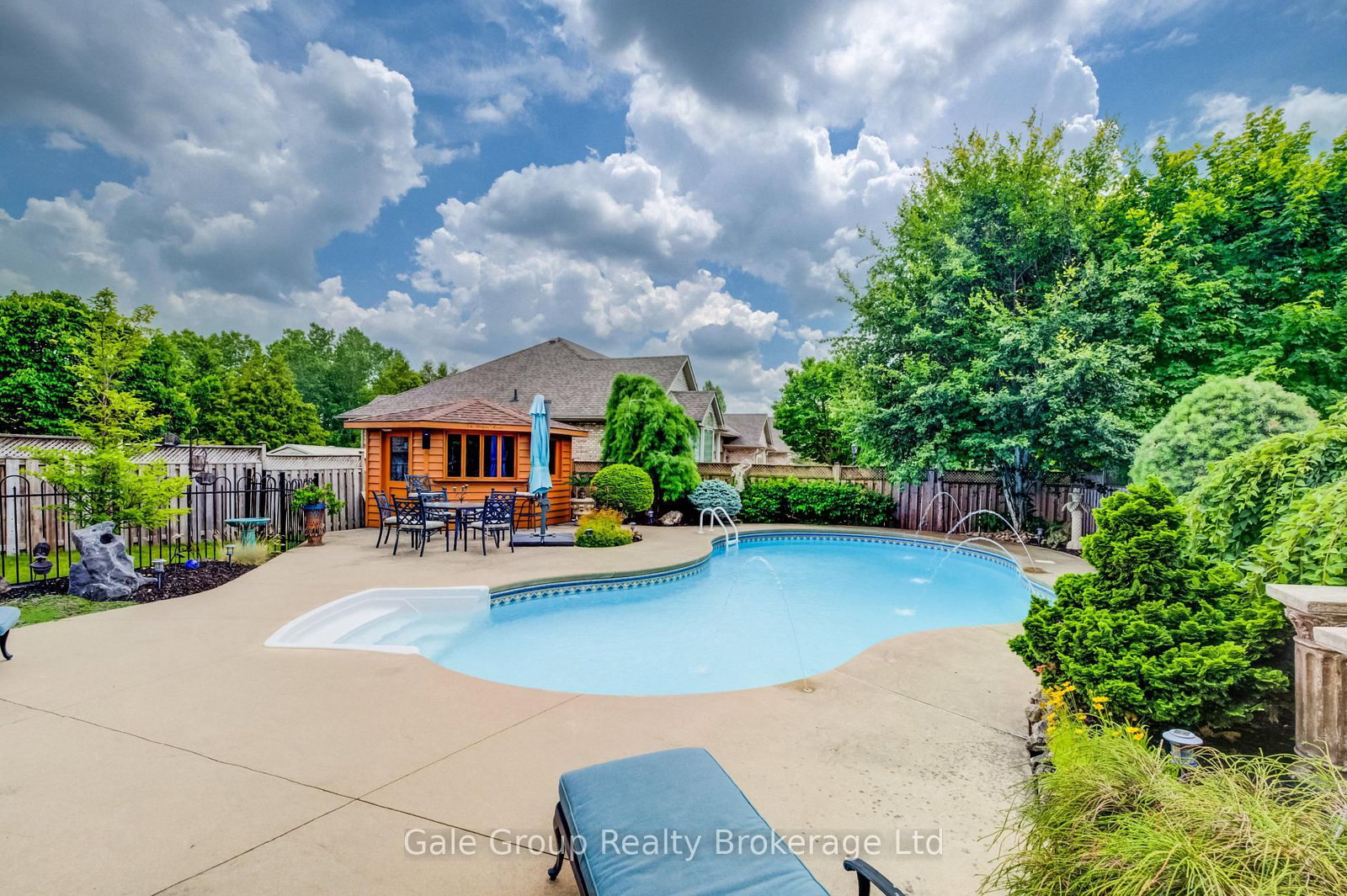 472 Lakeview Drive • Woodstock, ON photo 40