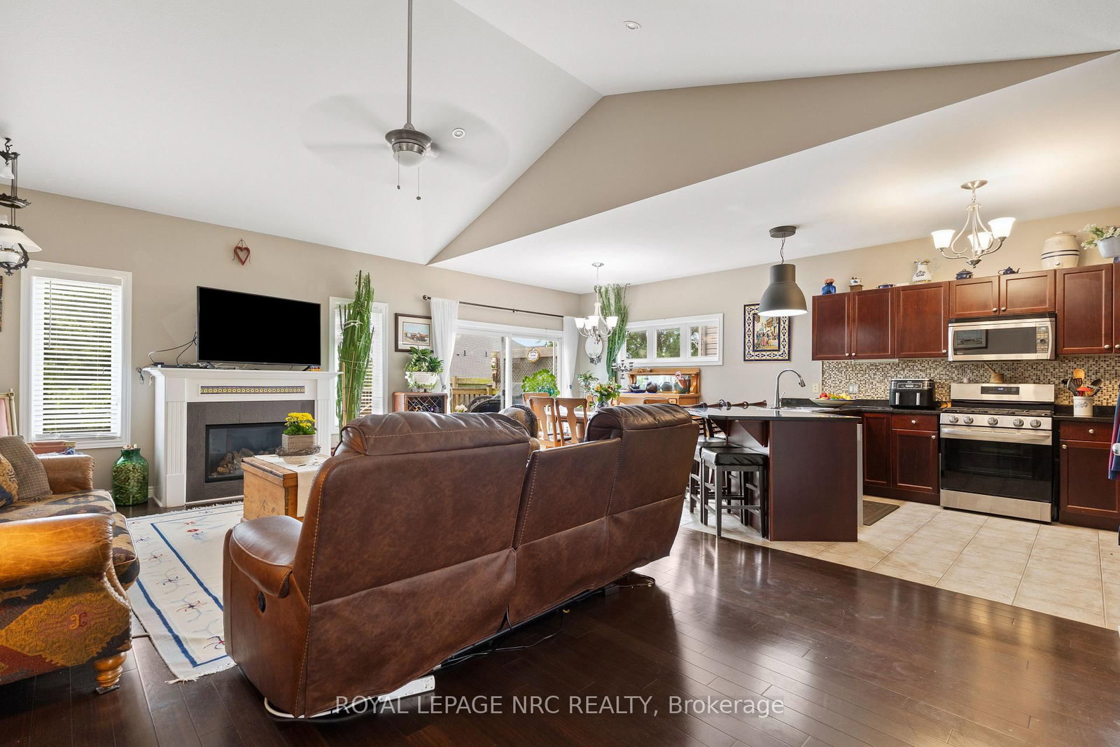 15 Fisher Drive • Niagara-on-the-Lake, ON photo 2
