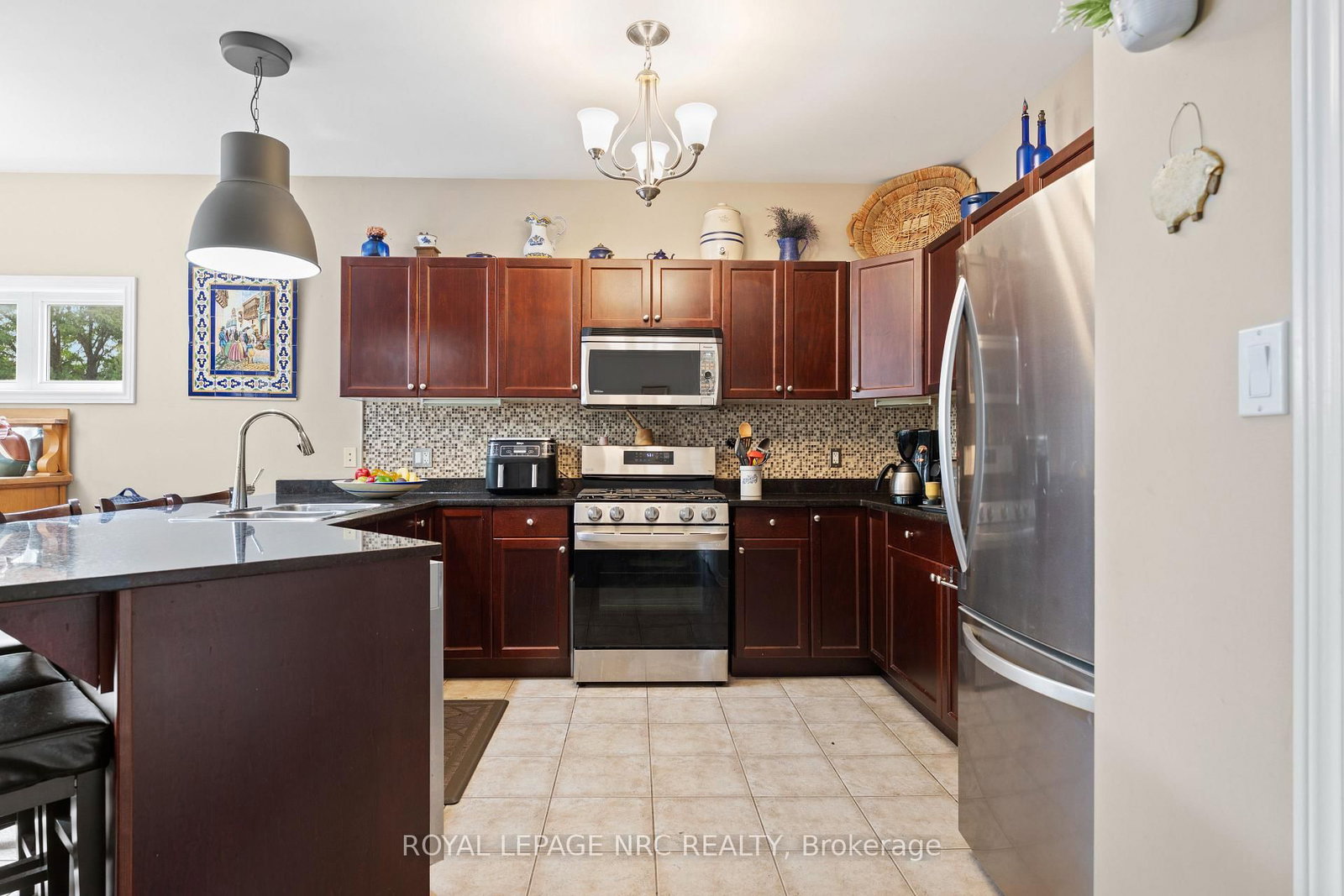 15 Fisher Drive • Niagara-on-the-Lake, ON photo 4