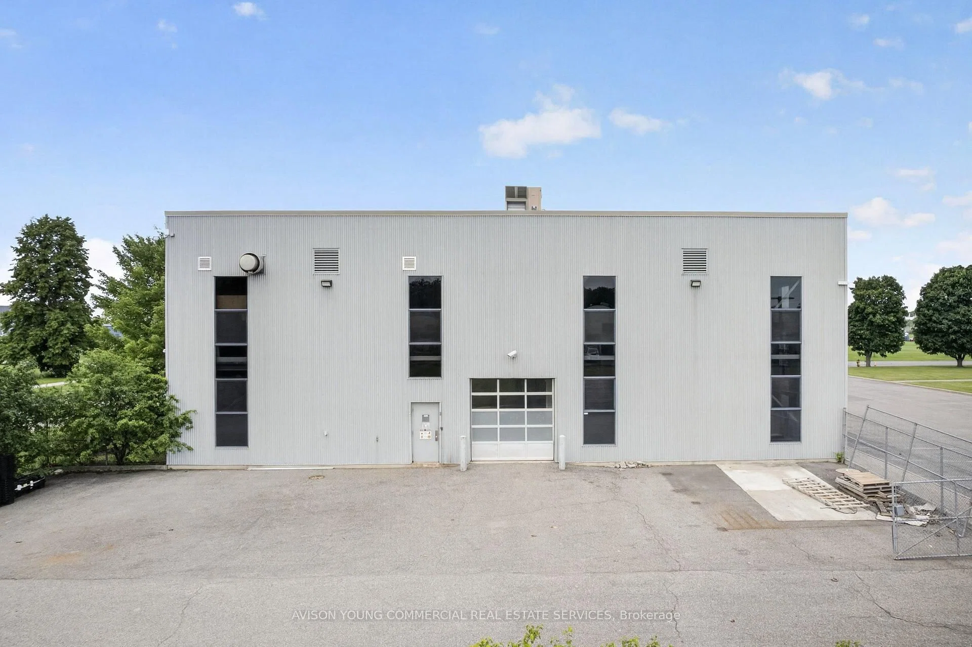 5500 Canotek Road, Ottawa, ON — photo 3