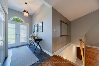 581 Inverness Avenue • London North, ON photo 9