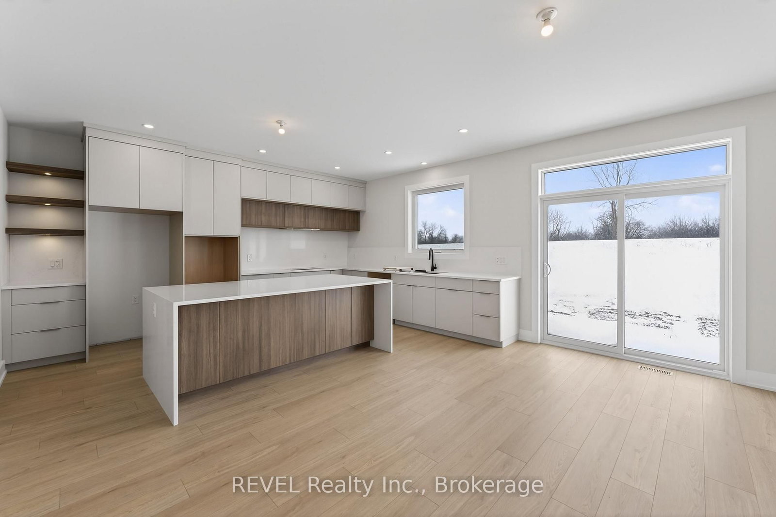 36 Anchor Road • Thorold, ON photo 12