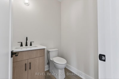 36 Anchor Road • Thorold, ON photo 6