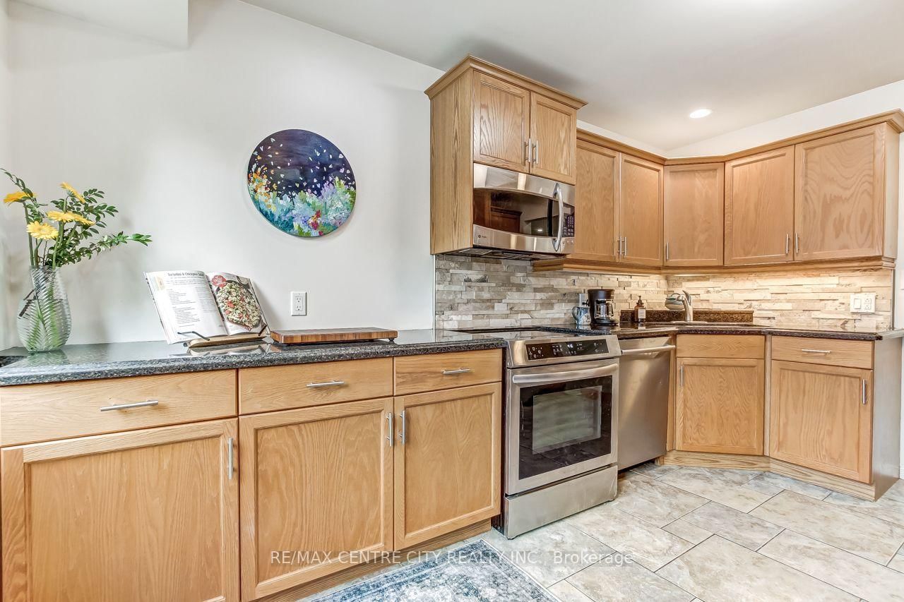 96 Carrie Crescent • St. Thomas, ON photo 9