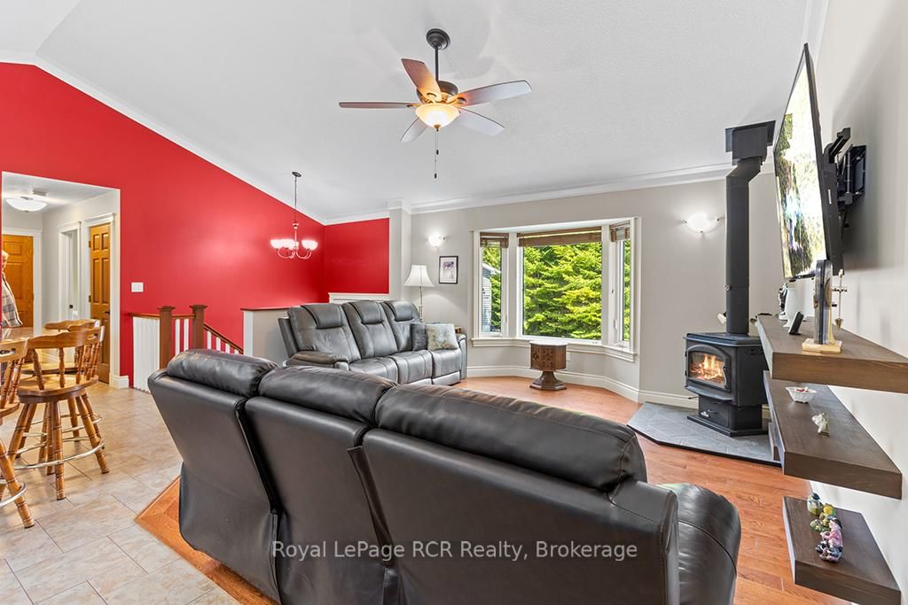 109 Pike Street • Northern Bruce Peninsula, ON photo 11