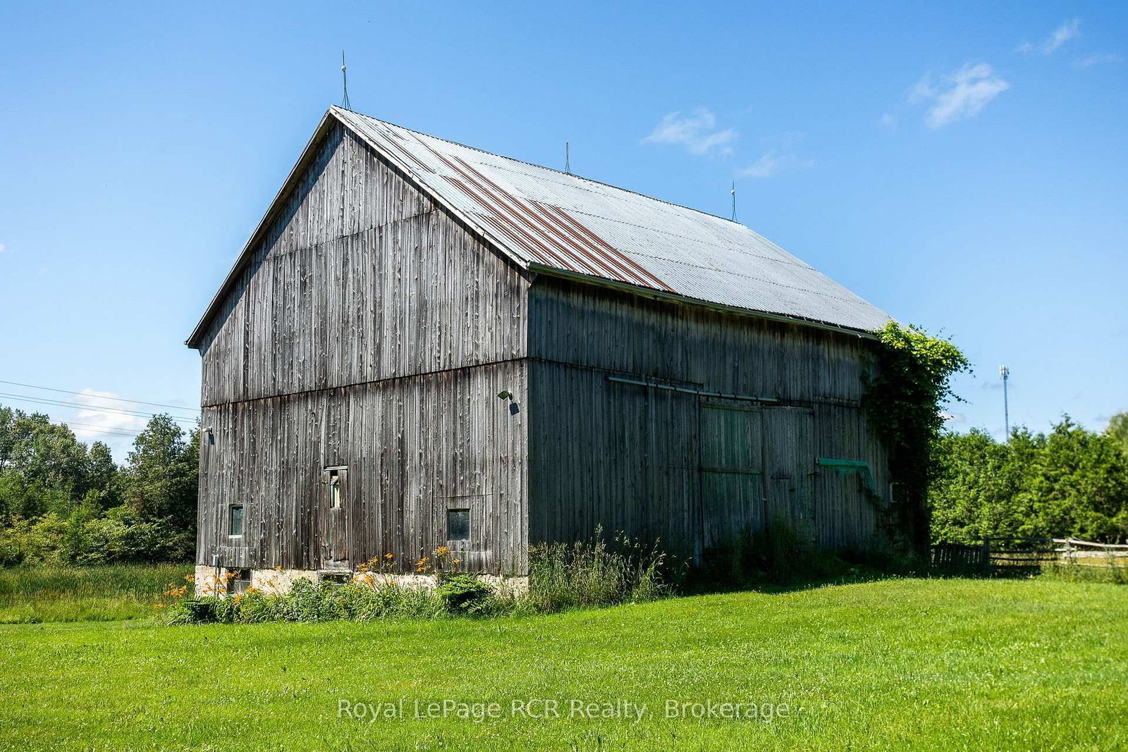 404683 Grey Road 4 • West Grey, ON photo 32