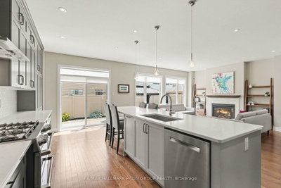 260 Shinleaf Crescent • Ottawa, ON photo 8