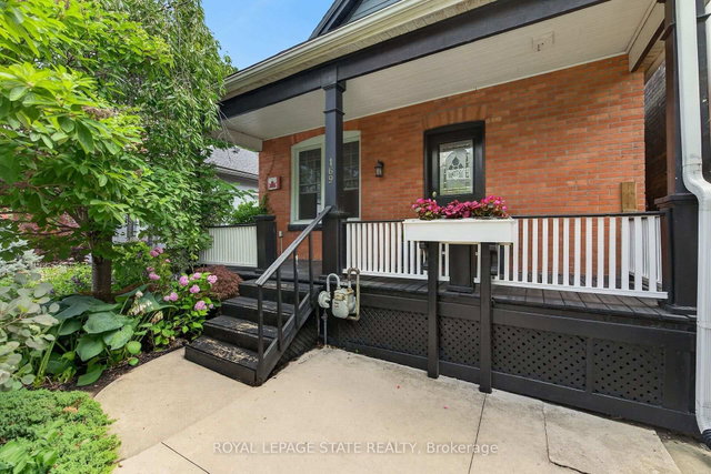 169 Emerald Street S