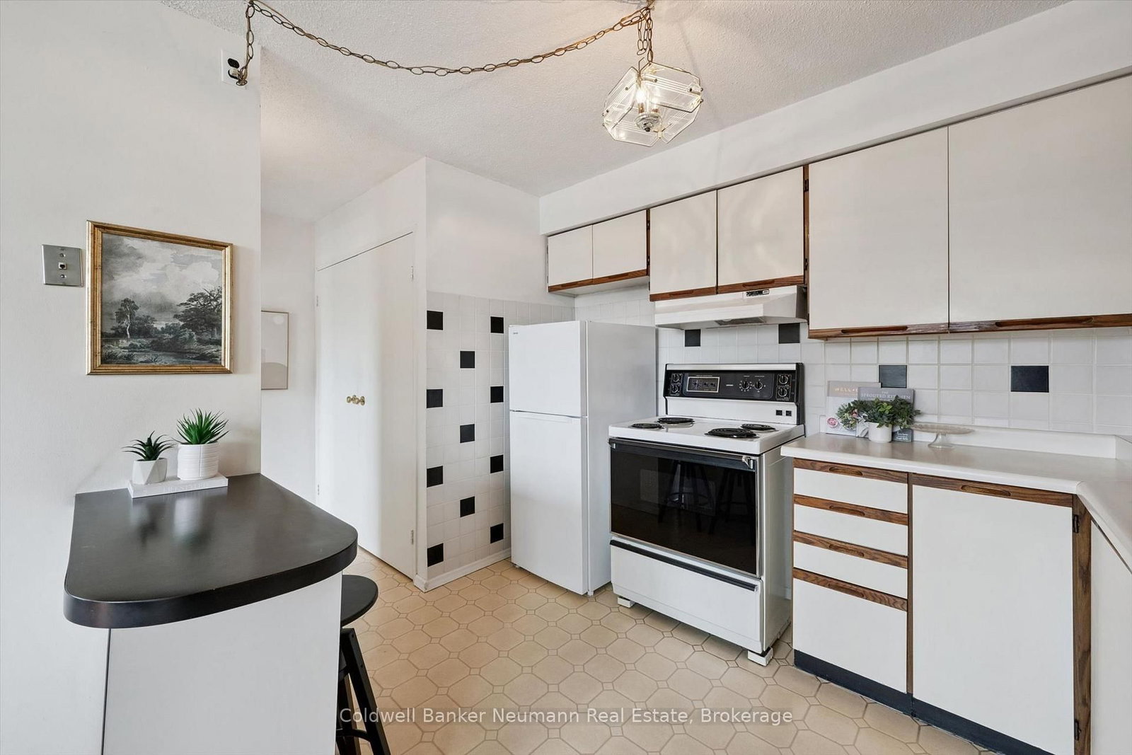 93 Westwood Road • #405 • Guelph, ON photo 18