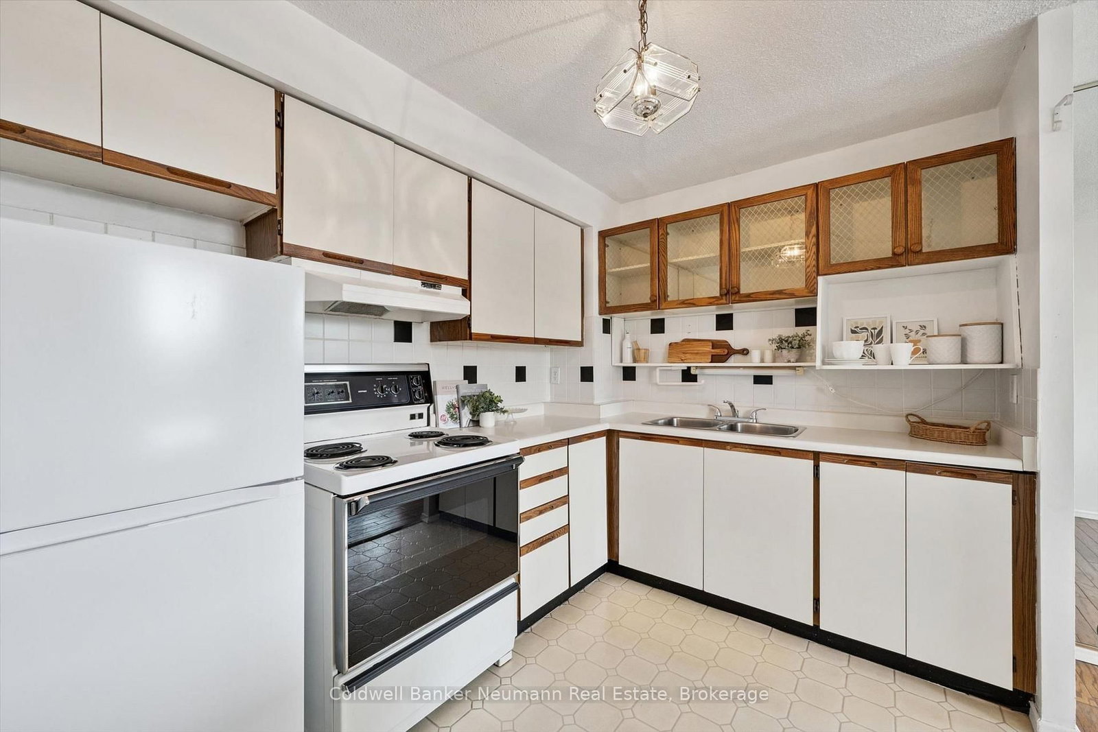93 Westwood Road • #405 • Guelph, ON photo 20