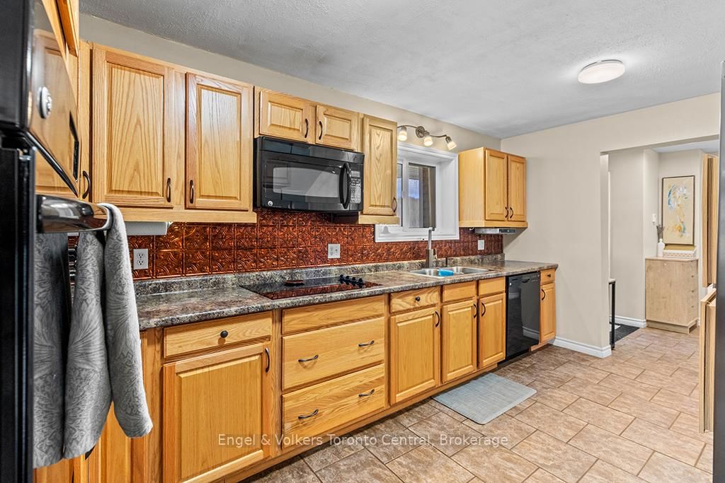 122459 GREY ROAD 5 • Georgian Bluffs, ON photo 9