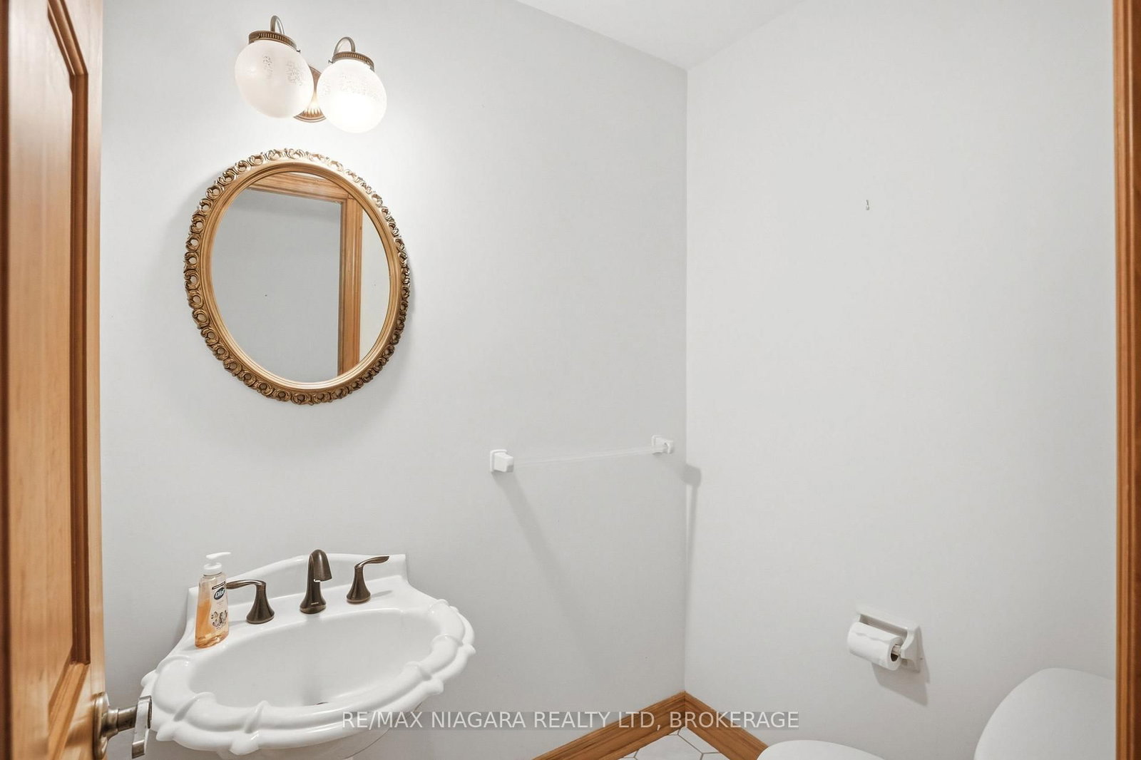 599 E Lakeshore Road • Port Colborne, ON photo 21