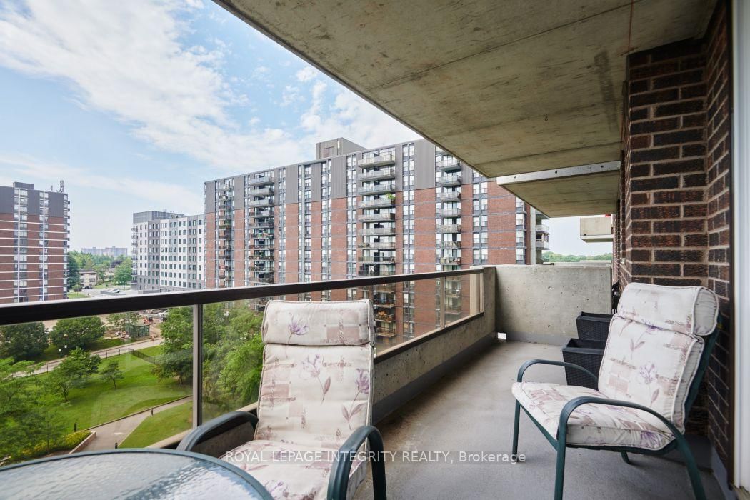 1705 Playfair Drive • #810 • Ottawa, ON photo 12