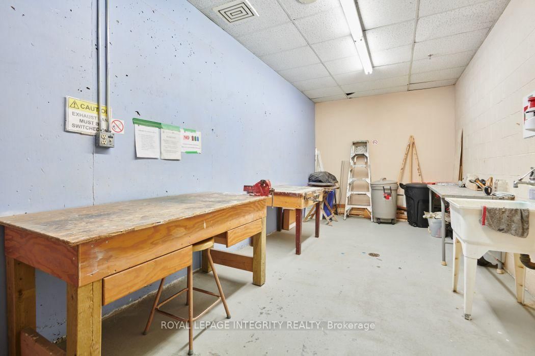1705 Playfair Drive • #810 • Ottawa, ON photo 36