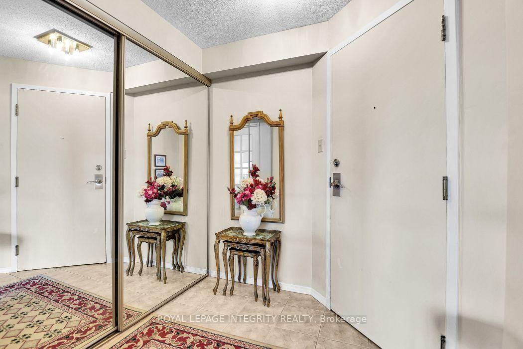 1705 Playfair Drive • #810 • Ottawa, ON photo 8