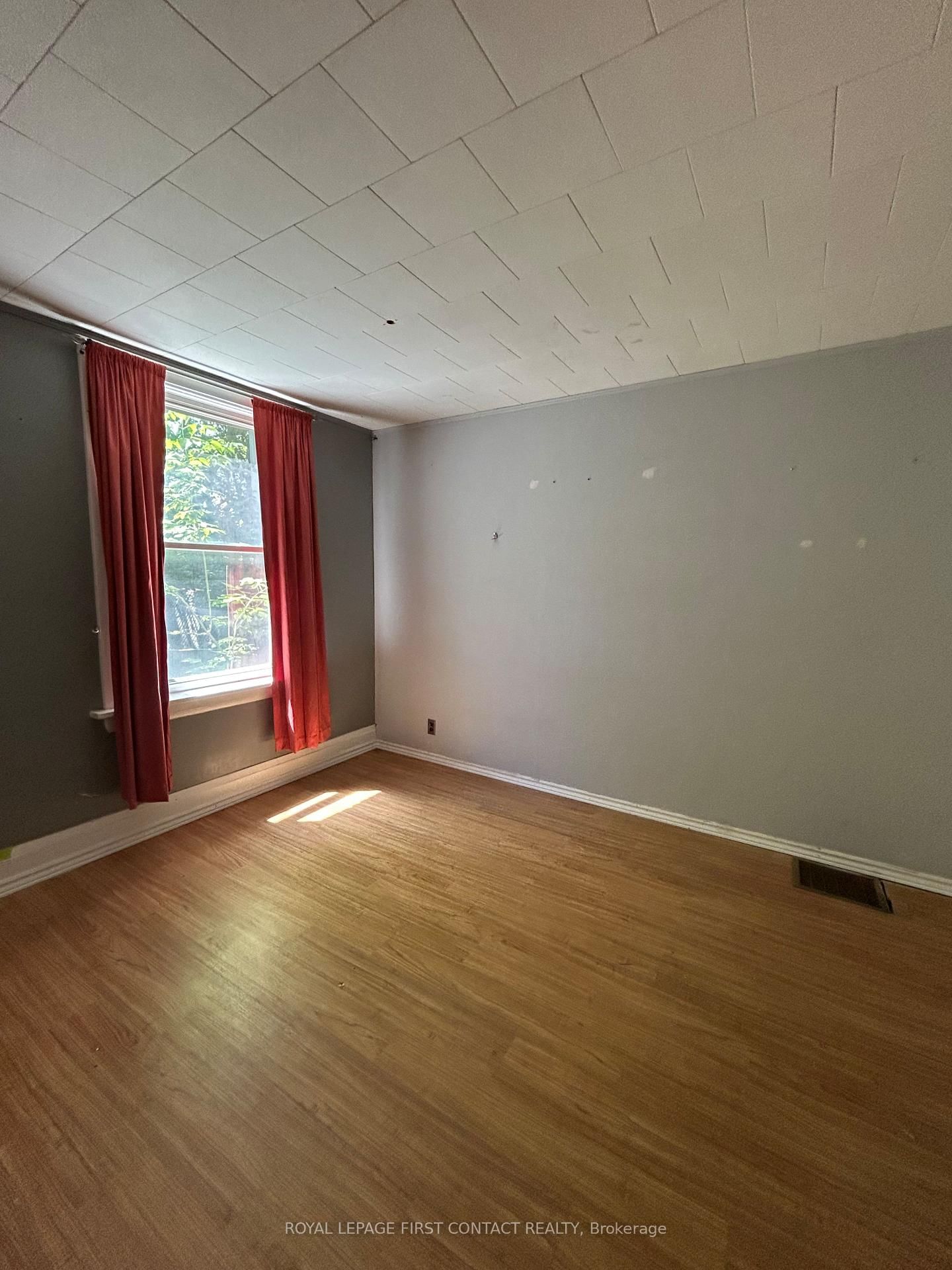 1068 1st A Avenue W • Owen Sound, ON photo 7