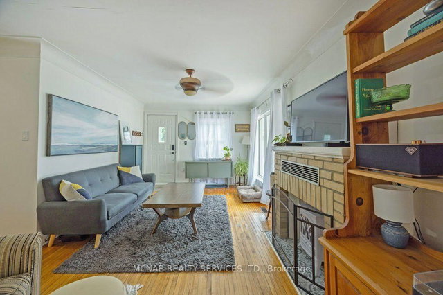 52 Broadway Avenue