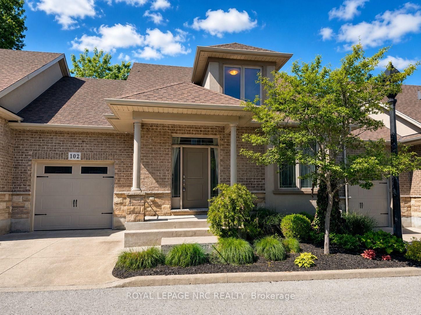 6186 Dorchester Road • #2 • Niagara Falls, ON photo 1