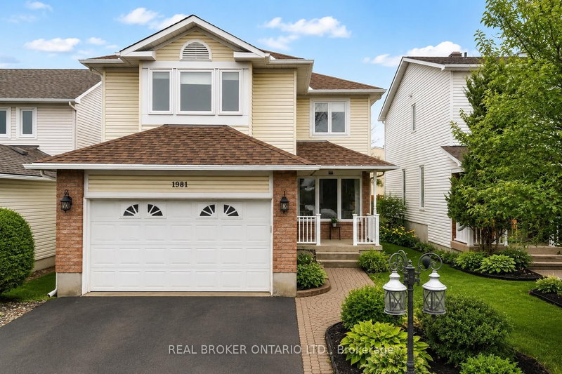 1981 Orchardview Avenue, Ottawa