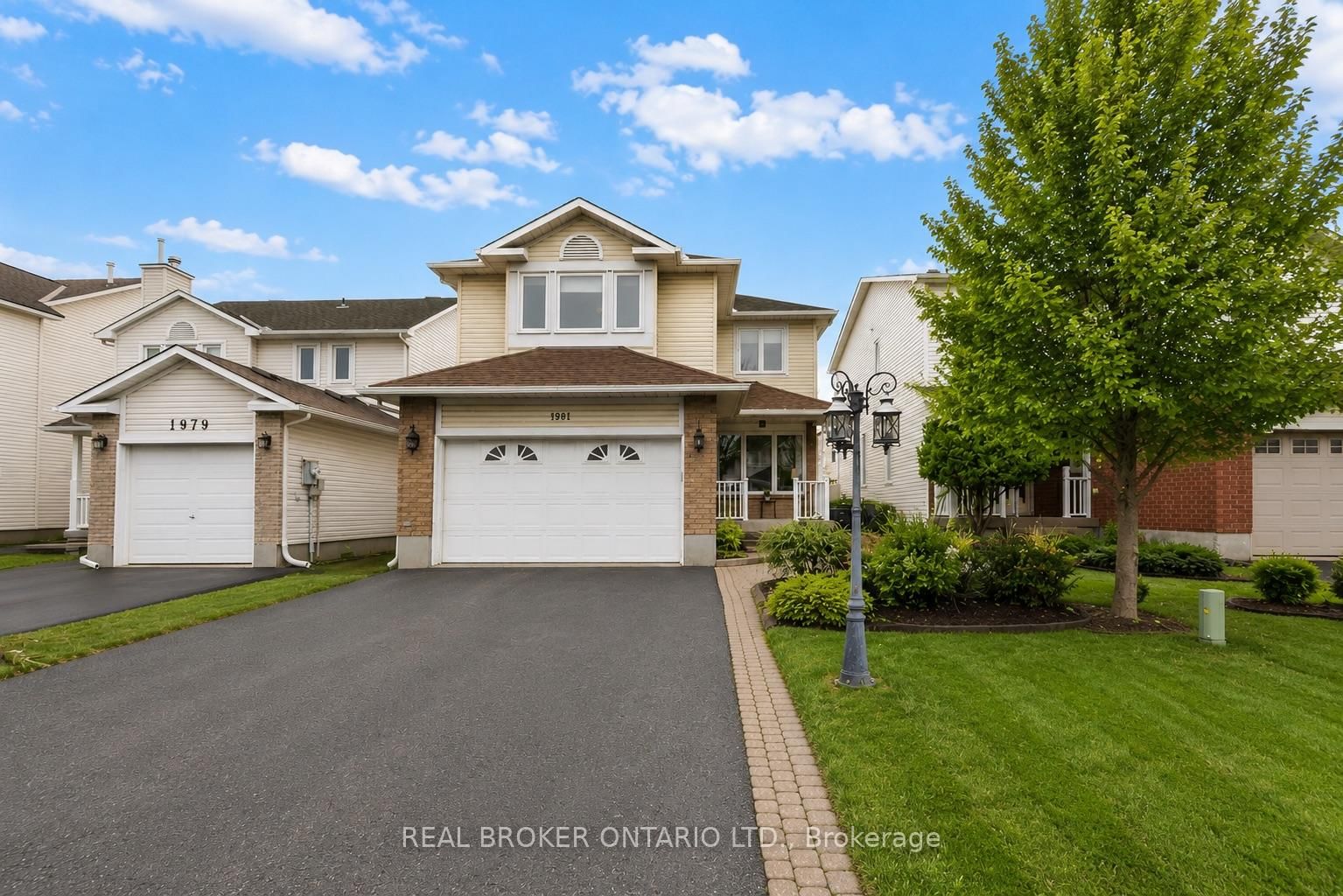 1981 Orchardview Avenue, Ottawa, ON — photo 2