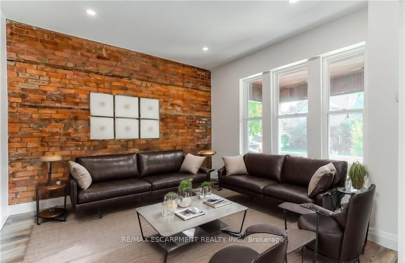 home for lease on 1-50 Burris Street