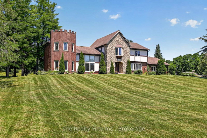 home for sale on 845071 Braemar Sideroad