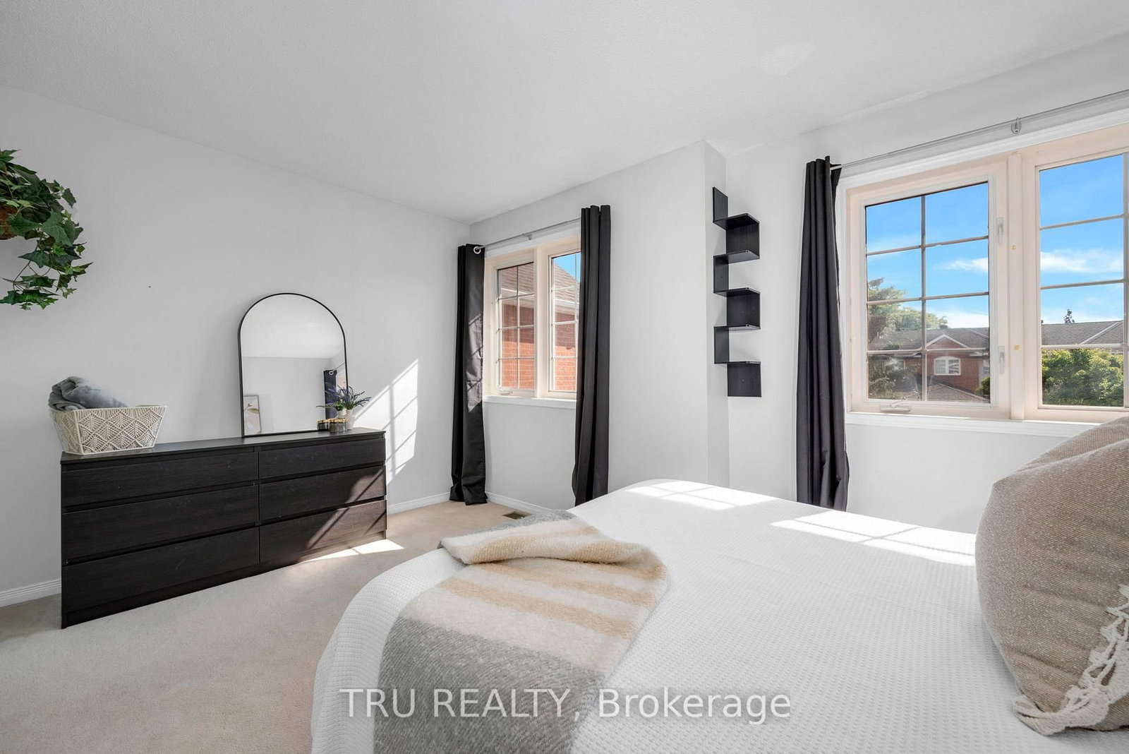 27 Celebration Street • Ottawa, ON photo 23