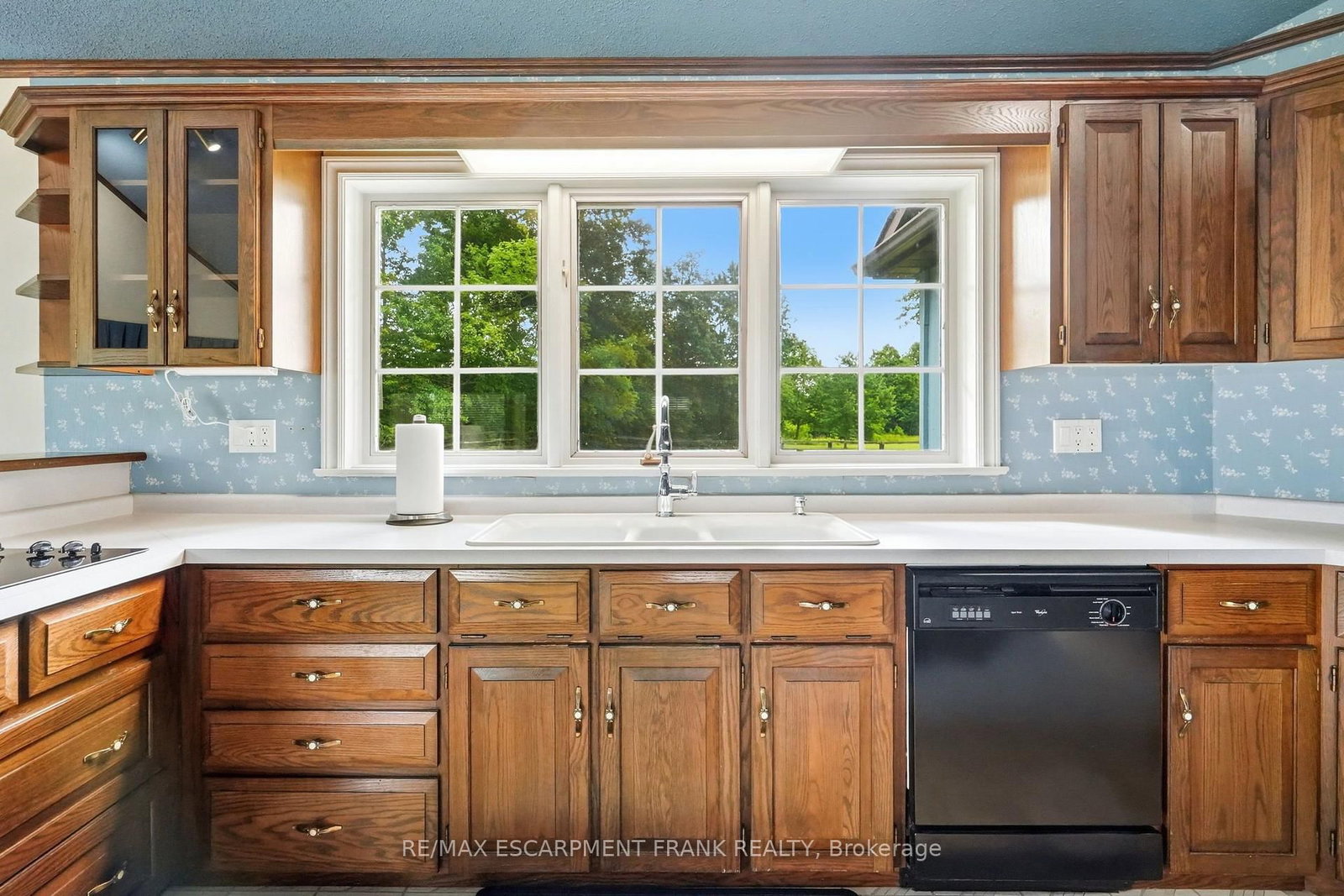 1046 Book Rd, Hamilton, view 12