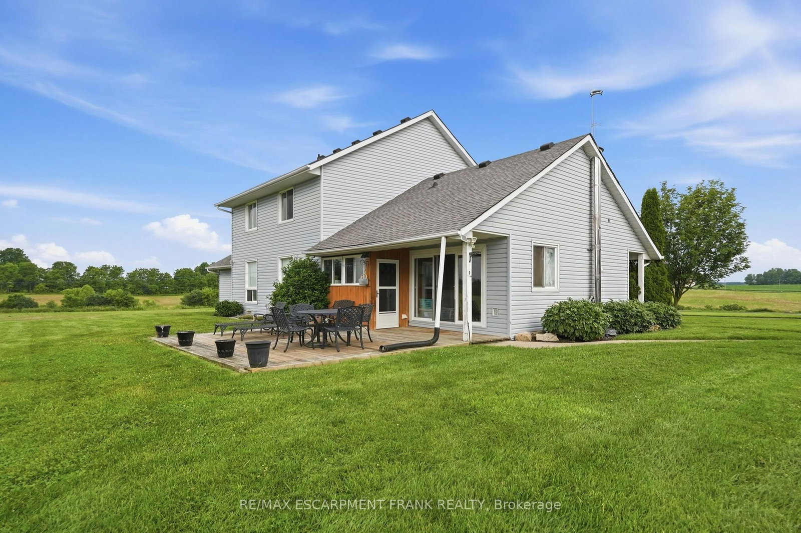 1046 Book Rd, Hamilton, view 35