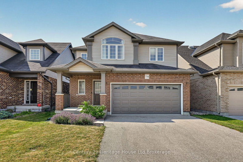 734 Frontenac Crescent