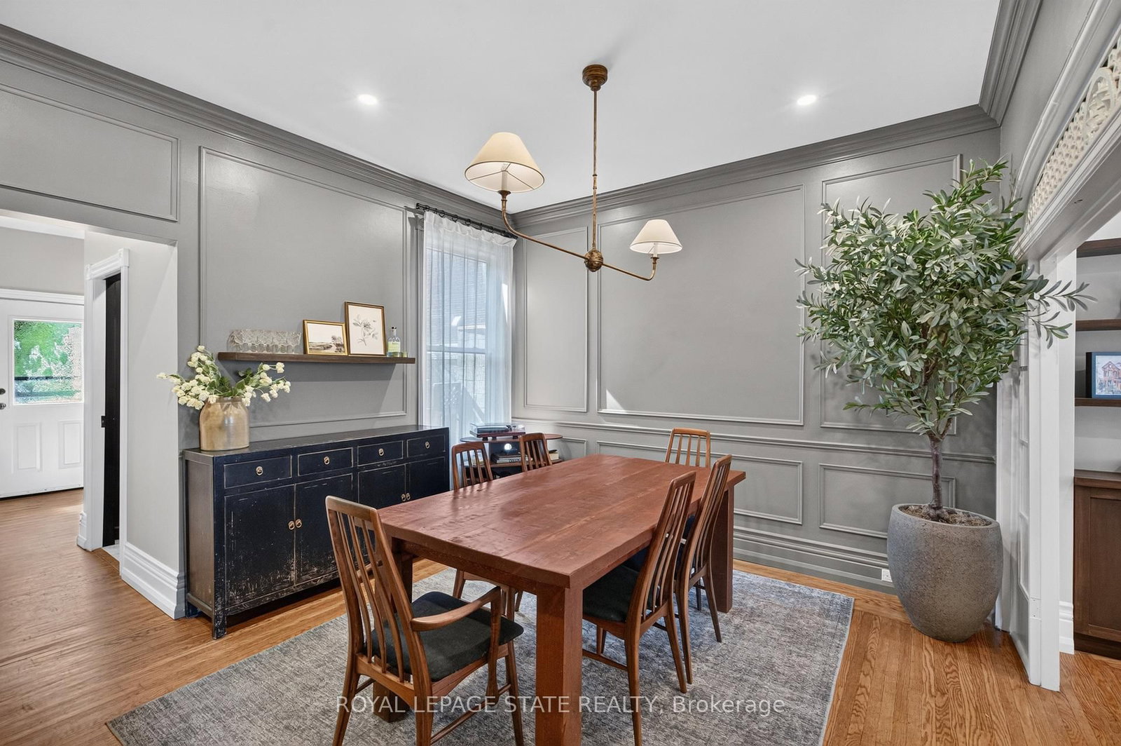 135 Catharine Street S • Hamilton, ON photo 13