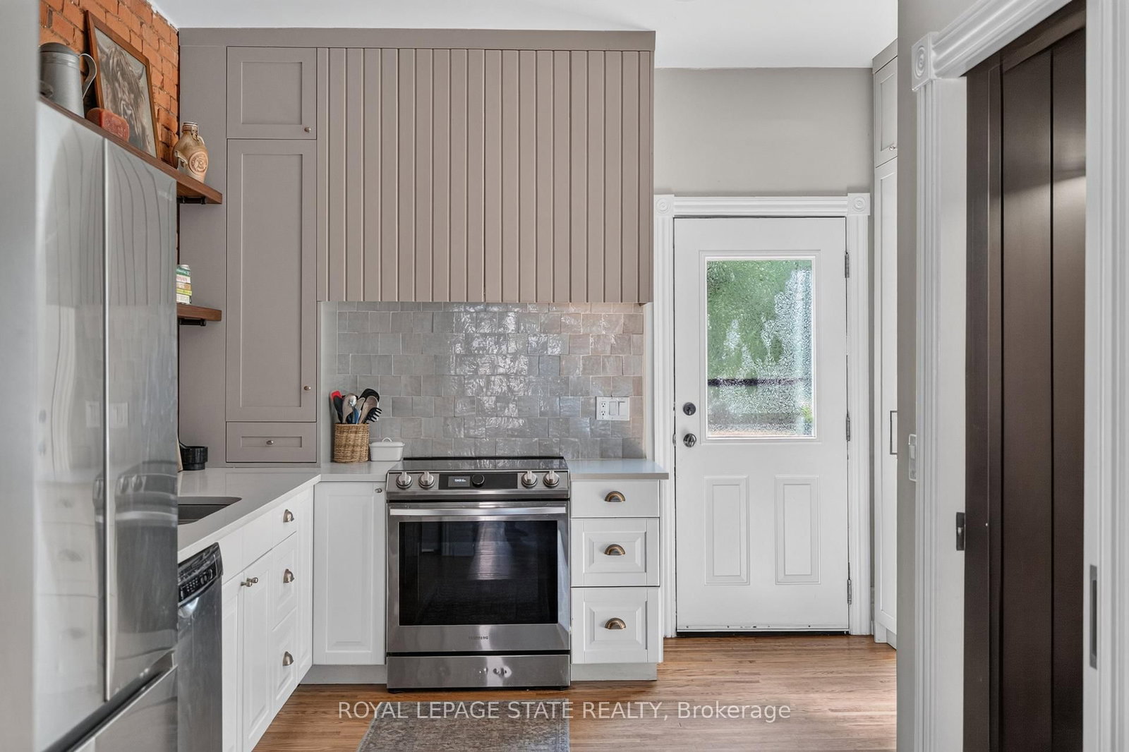135 Catharine Street S • Hamilton, ON photo 17