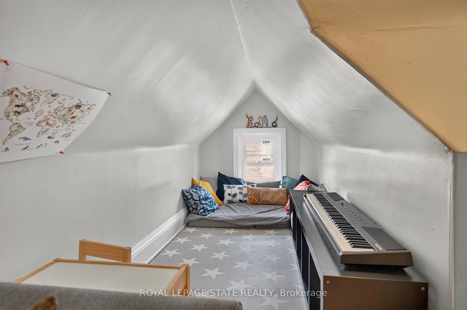 135 Catharine Street S • Hamilton, ON photo 32