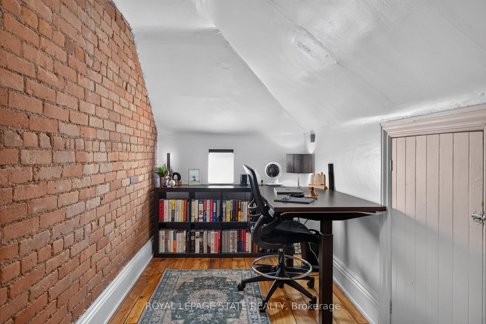 135 Catharine Street S • Hamilton, ON photo 33