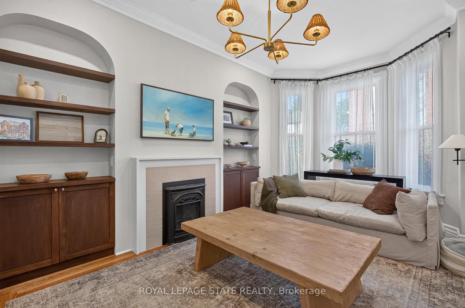 135 Catharine Street S • Hamilton, ON photo 8