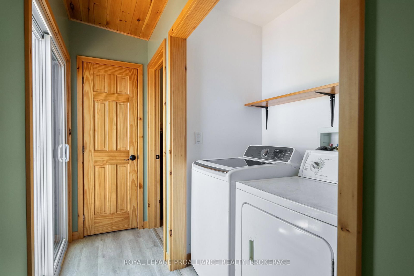 402 Troy Lake Road • Rideau Lakes, ON photo 19