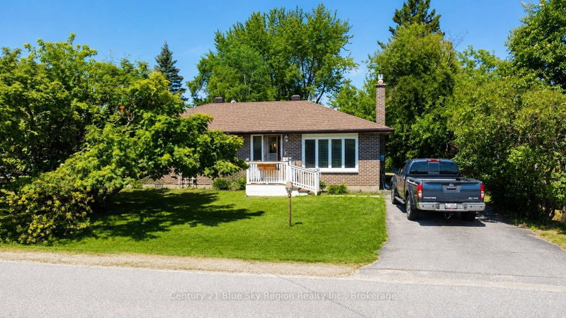home for sale on 3 Superior Crescent